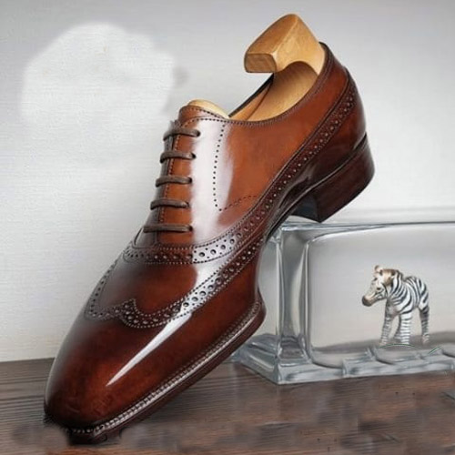 Classic Finishing Brown Leather Wing Tip Design Fashion Dress Shoes on ...