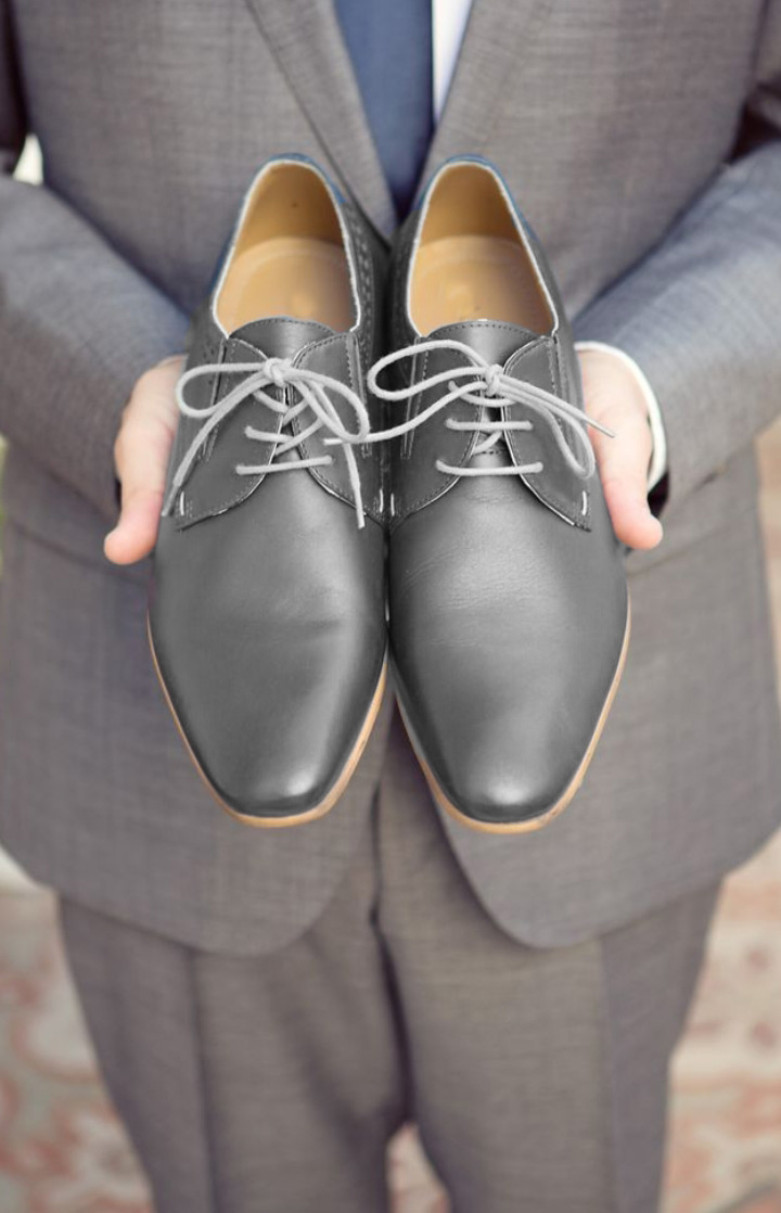 light grey leather shoes